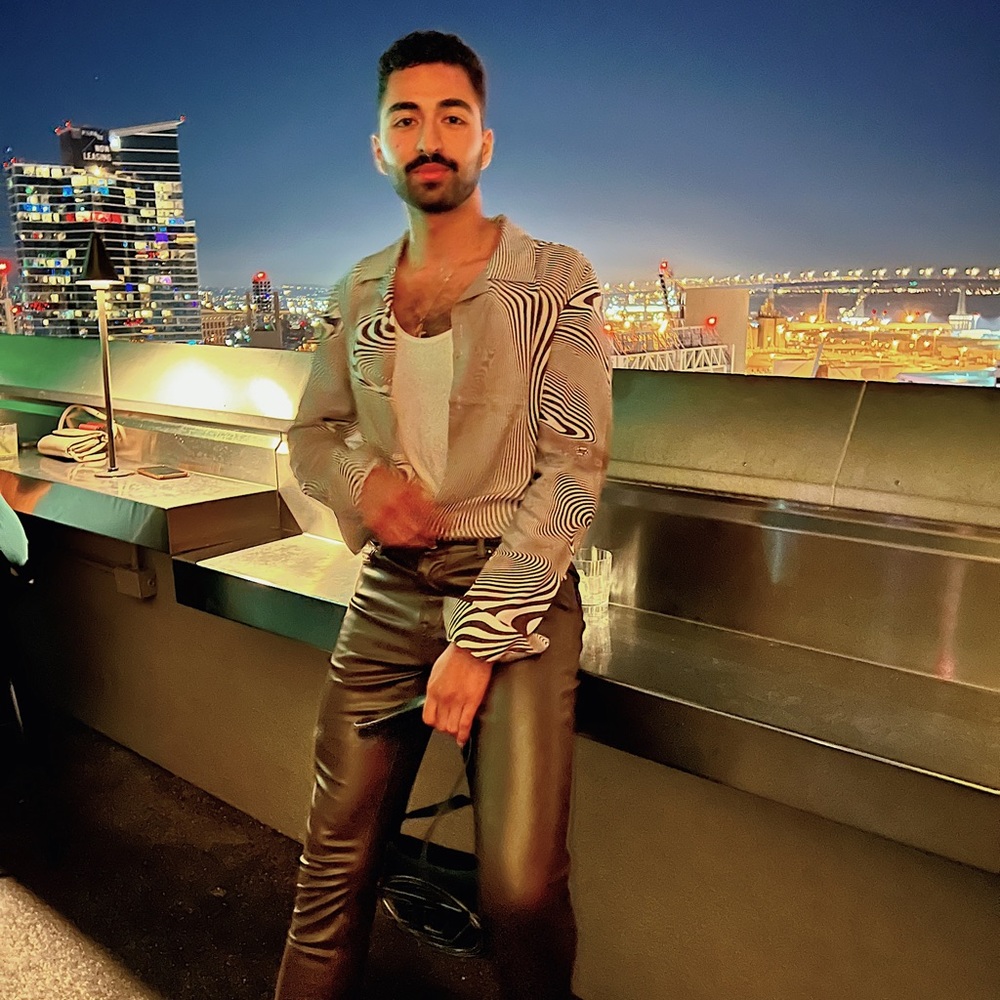 Meet your Posher, Aleck